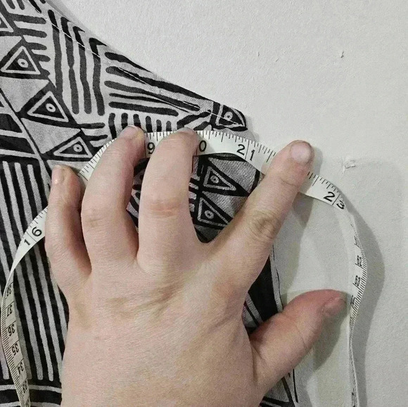 Decree sheer tank top blouse! - Picture 3 of 4